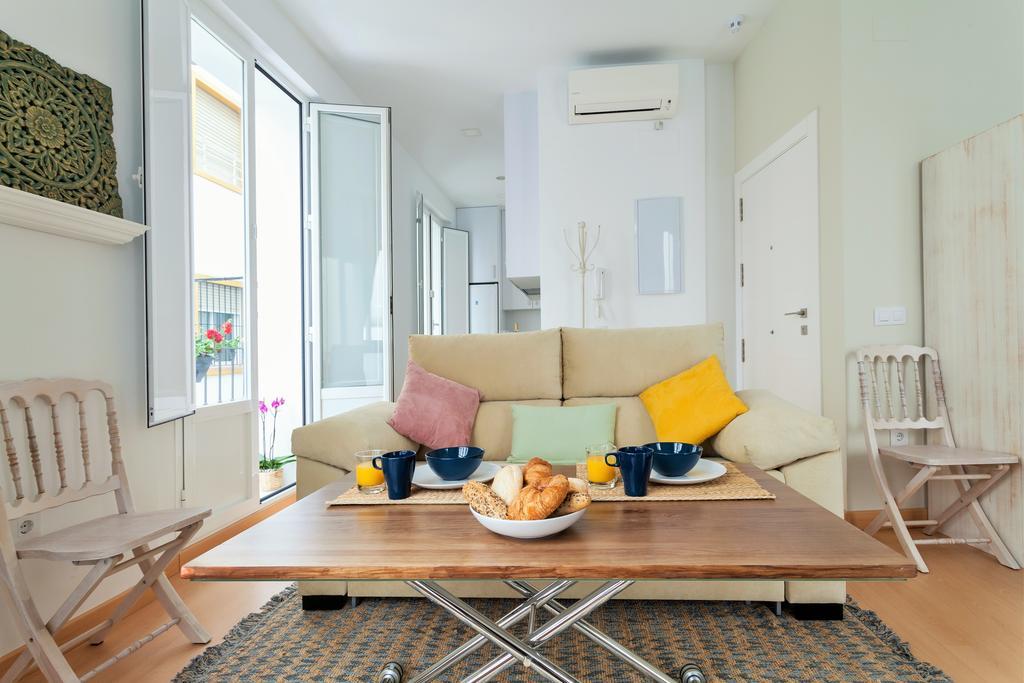 Hostly Acetres 1A Loft In City Center, Comunal Terrace, Fibre,Parking Optional Sevilha Exterior foto