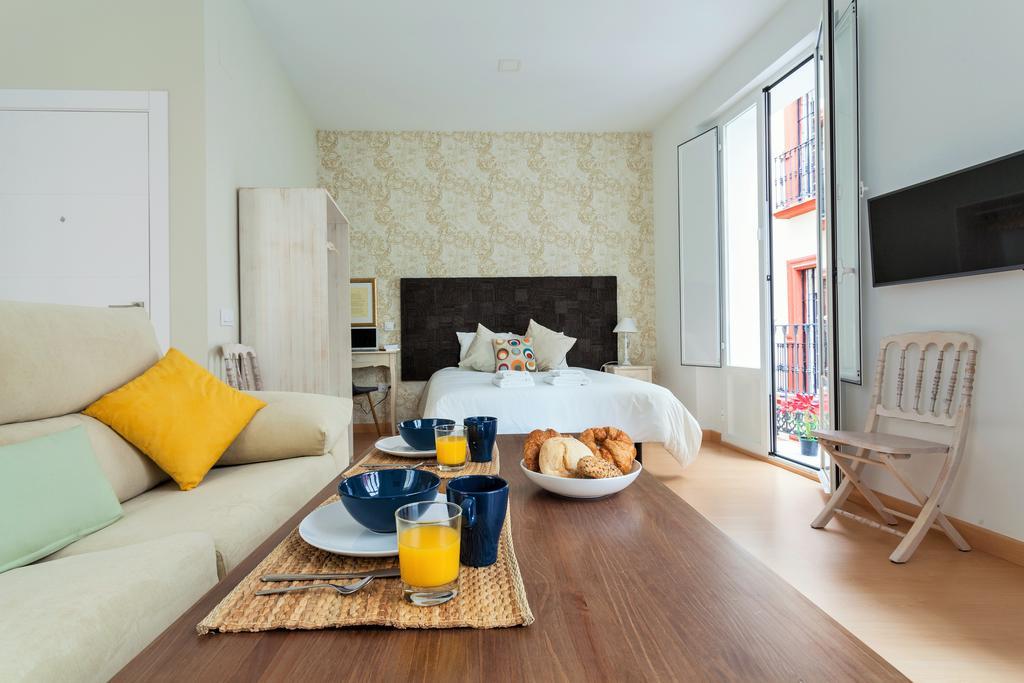 Hostly Acetres 1A Loft In City Center, Comunal Terrace, Fibre,Parking Optional Sevilha Exterior foto