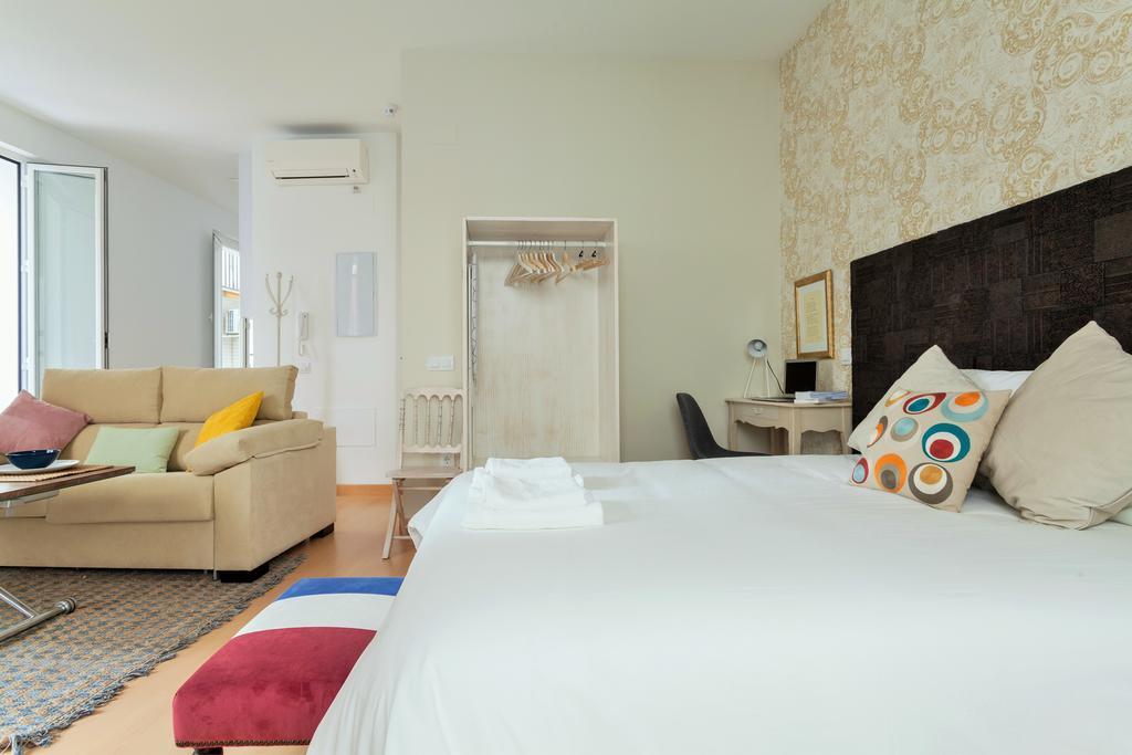 Hostly Acetres 1A Loft In City Center, Comunal Terrace, Fibre,Parking Optional Sevilha Exterior foto