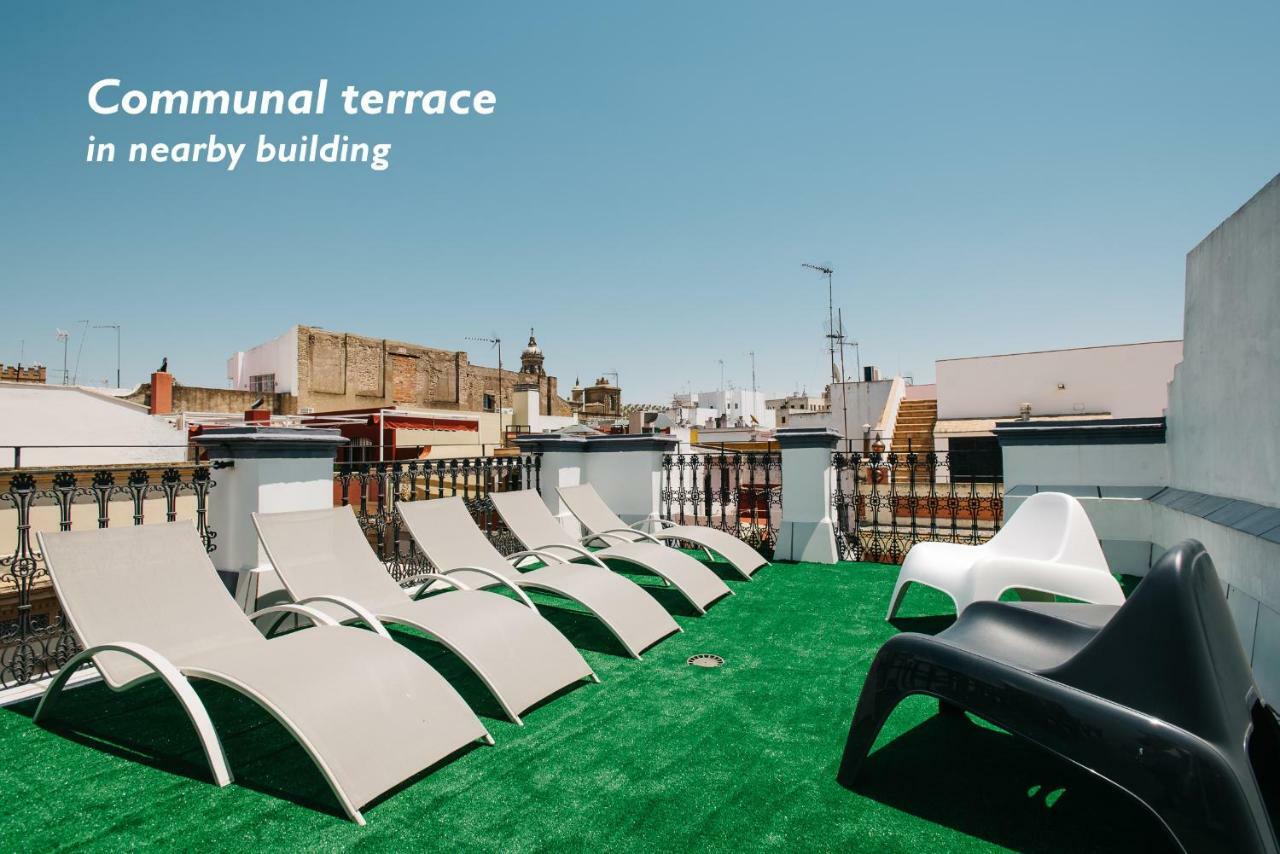 Hostly Acetres 1A Loft In City Center, Comunal Terrace, Fibre,Parking Optional Sevilha Exterior foto